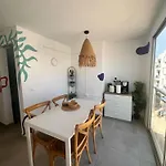 Cisne By Nest Hostel