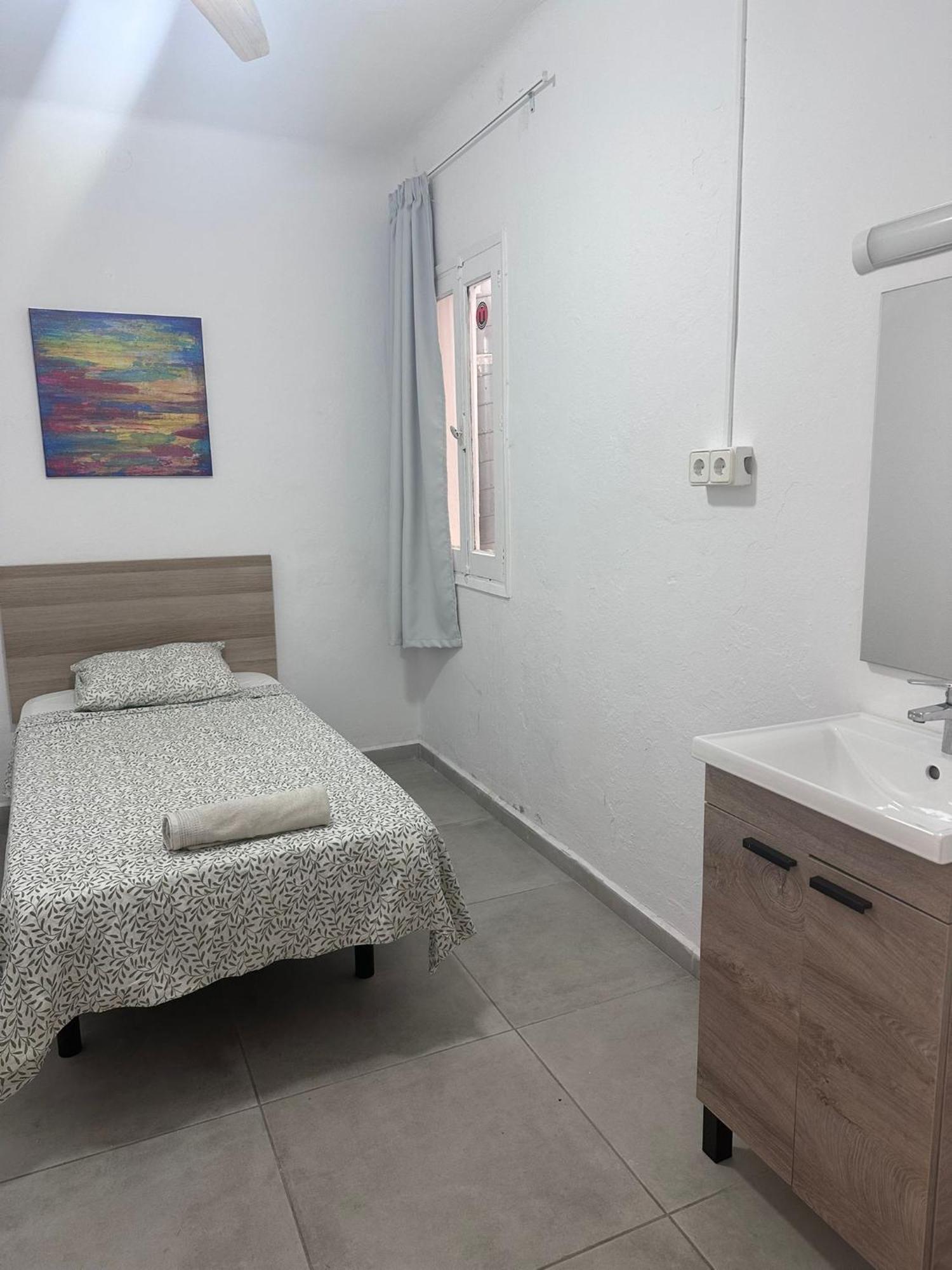 Hostal Cisne By Nest San Antonio Abad